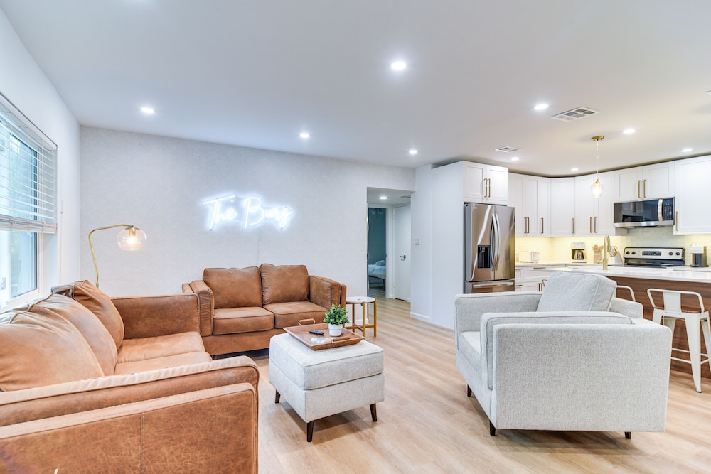 House (4 Bedrooms)