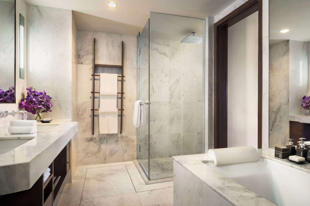 Anantara Riverfront Suite thumbnail 5
