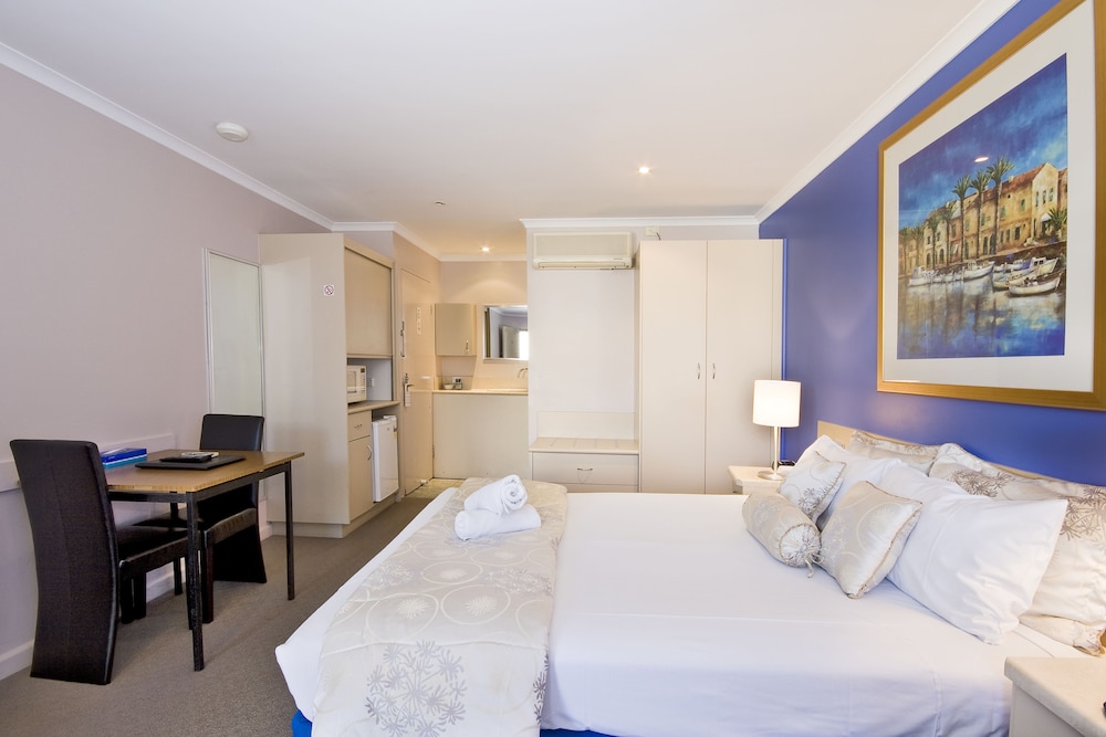 Standard Queen Room - Bay View photo 1
