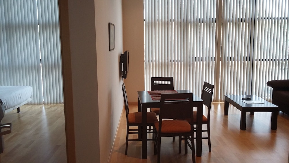 Duplex - Photo 19