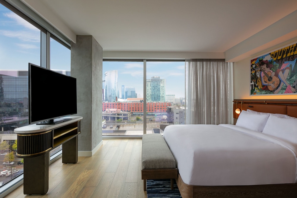 Superior Suite, 1 Bedroom, City View - Photo 3