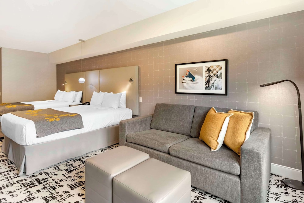 Suite, Multiple Beds, Accessible, Non Smoking