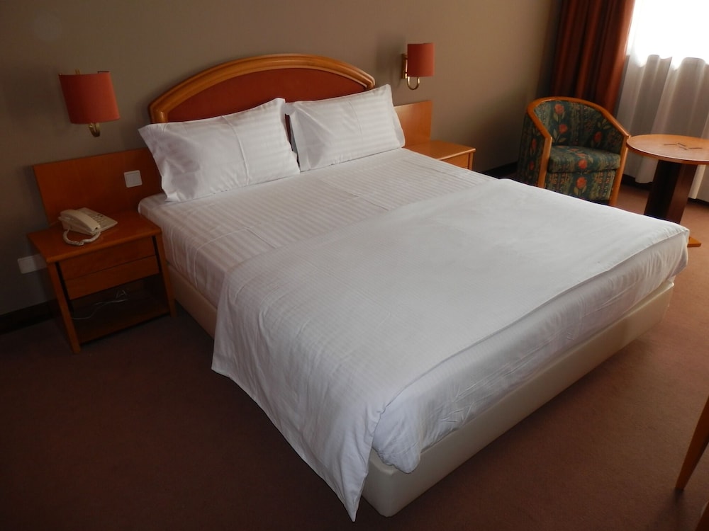 Double Room - Photo 7