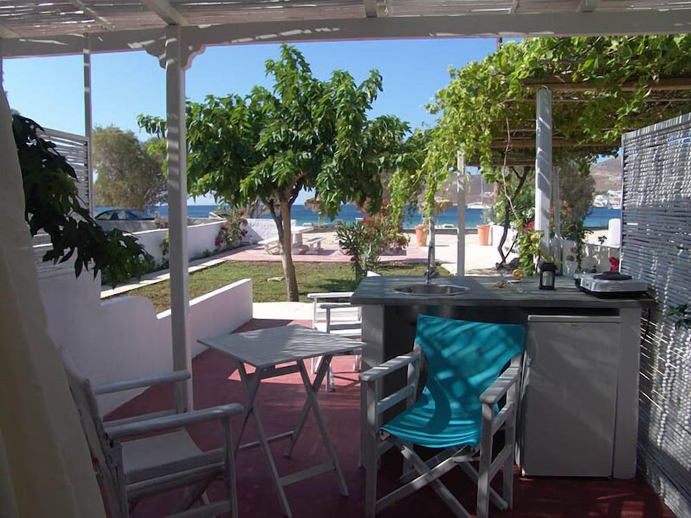 Double Room, Sea View, Ground Floor (2) photo 2