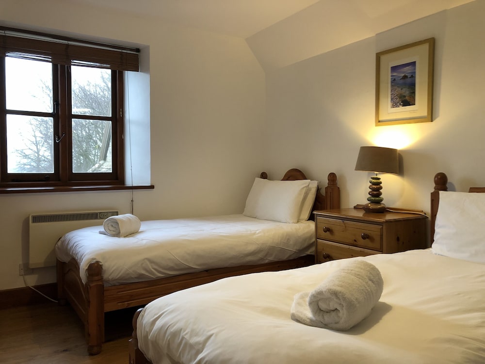 Superior Quadruple Room photo 3