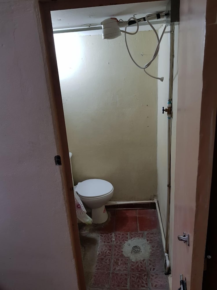 Economy Triple Room, Non Smoking (1 Single and 1 Bunk Bed)