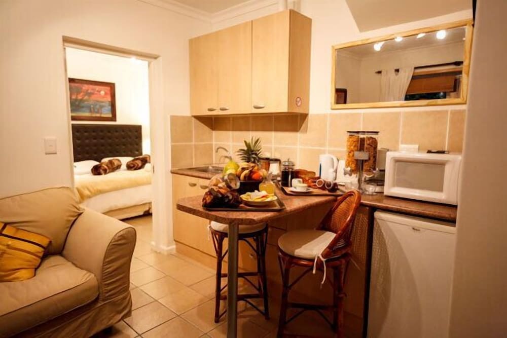 Tulip Luxury Suite photo 2