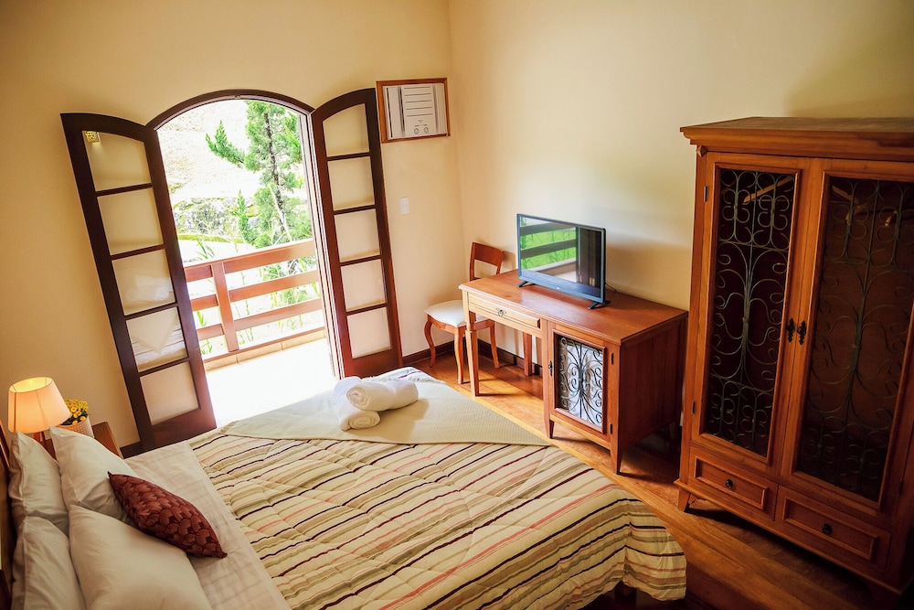 Suite, Garden View
