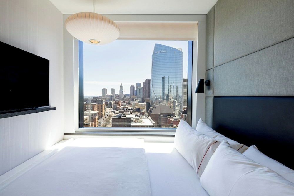 Premium Room, 1 King Bed (View)