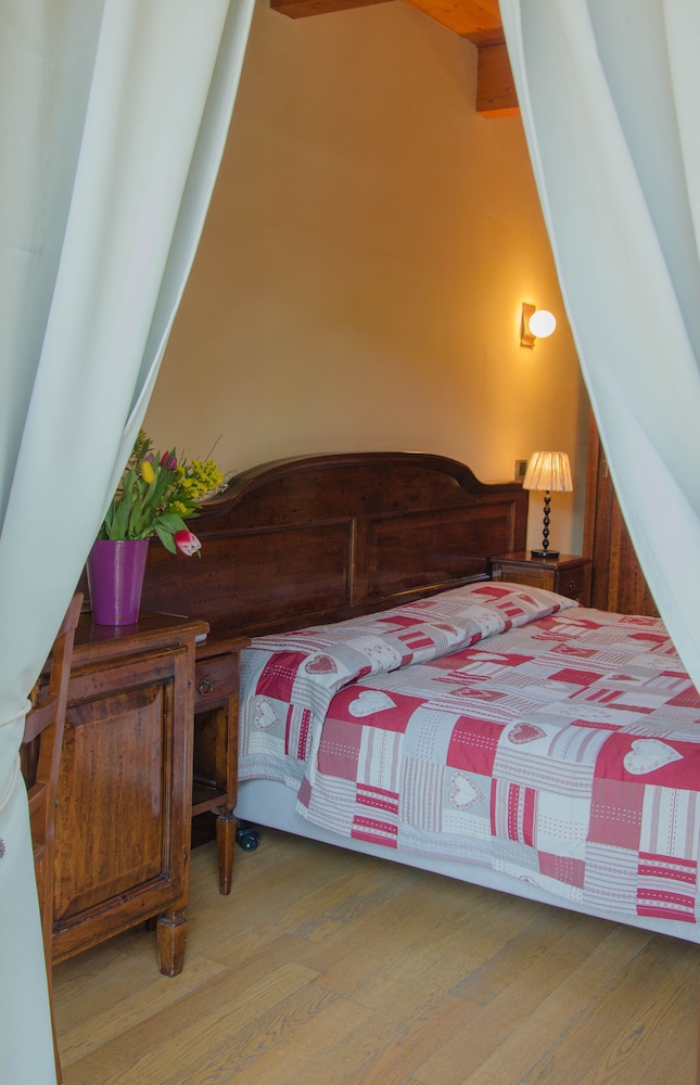 Double Room, Balcony, Mountain View photo 3