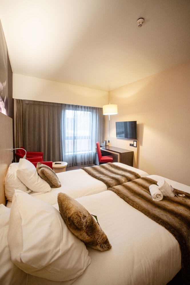 Executive Twin Room - Photo 3