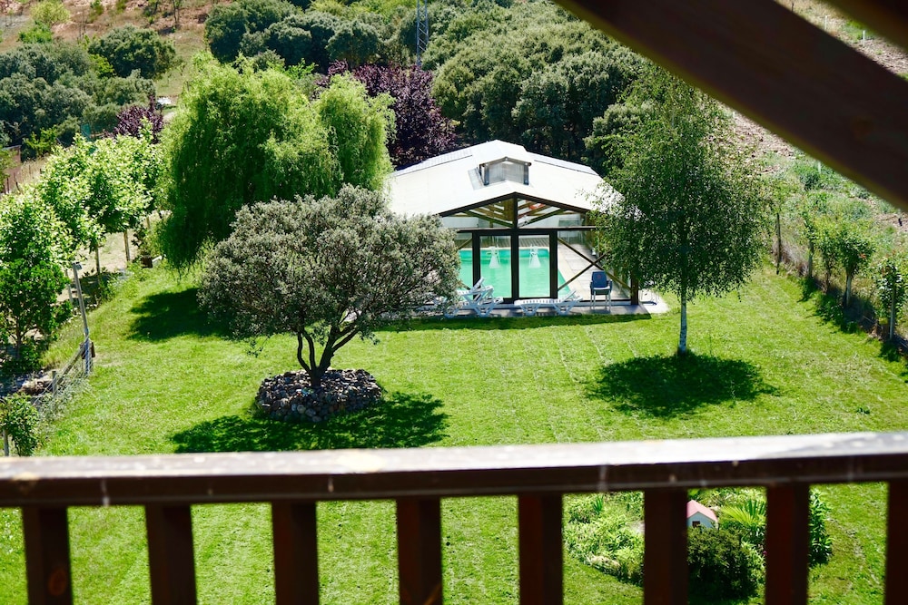 Apartment, 2 Bedrooms, Terrace photo 3