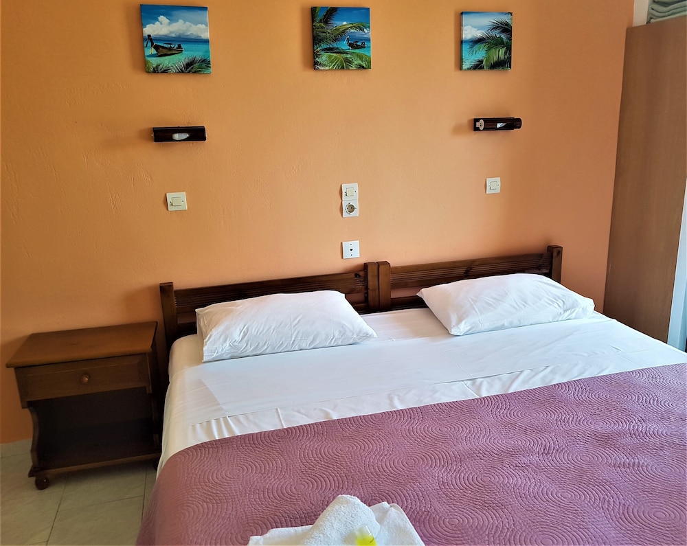 Economy Double Room, Balcony (4,8,9,10,11)