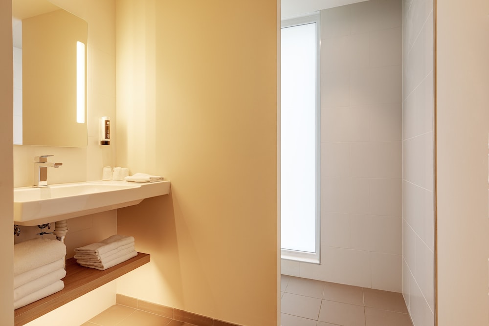 Quadruple Room, Non Smoking - Photo 7