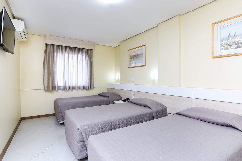 Family Triple Room photo 1