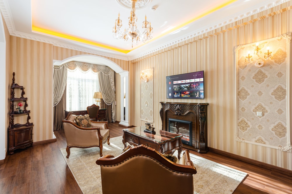 Executive Suite, 1 Bedroom, Balcony photo 3