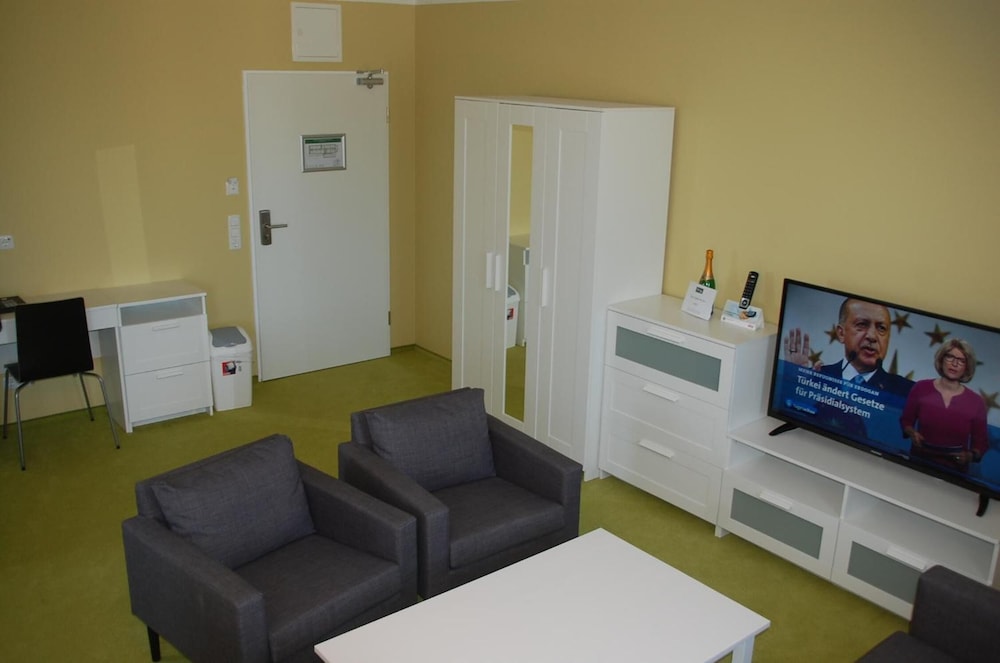 Suite, Accessible photo 2