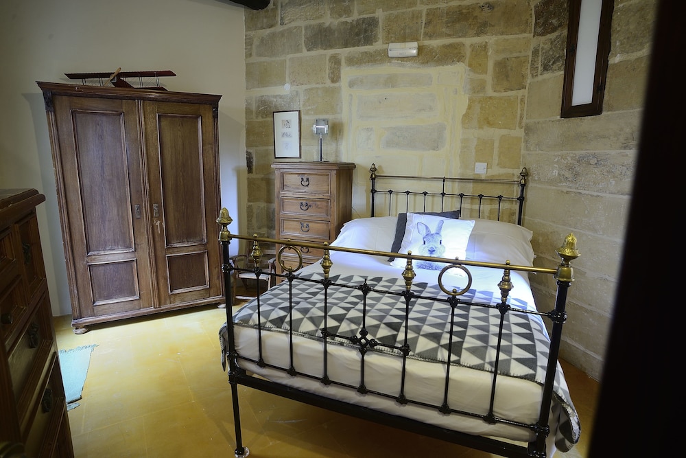 Comfort Double Room, Ensuite, Courtyard Area photo 1