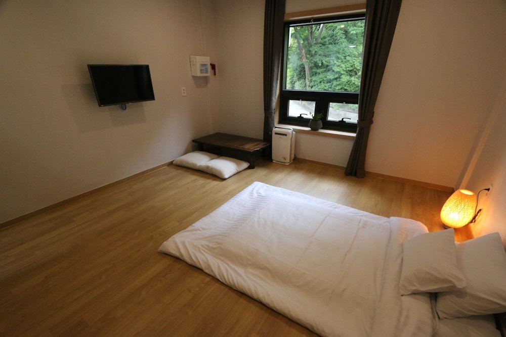 Standard Ondol Room - Photo 3