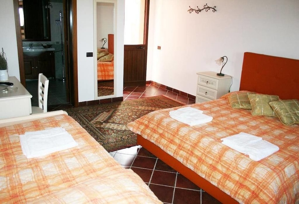 Triple Room, Pool View