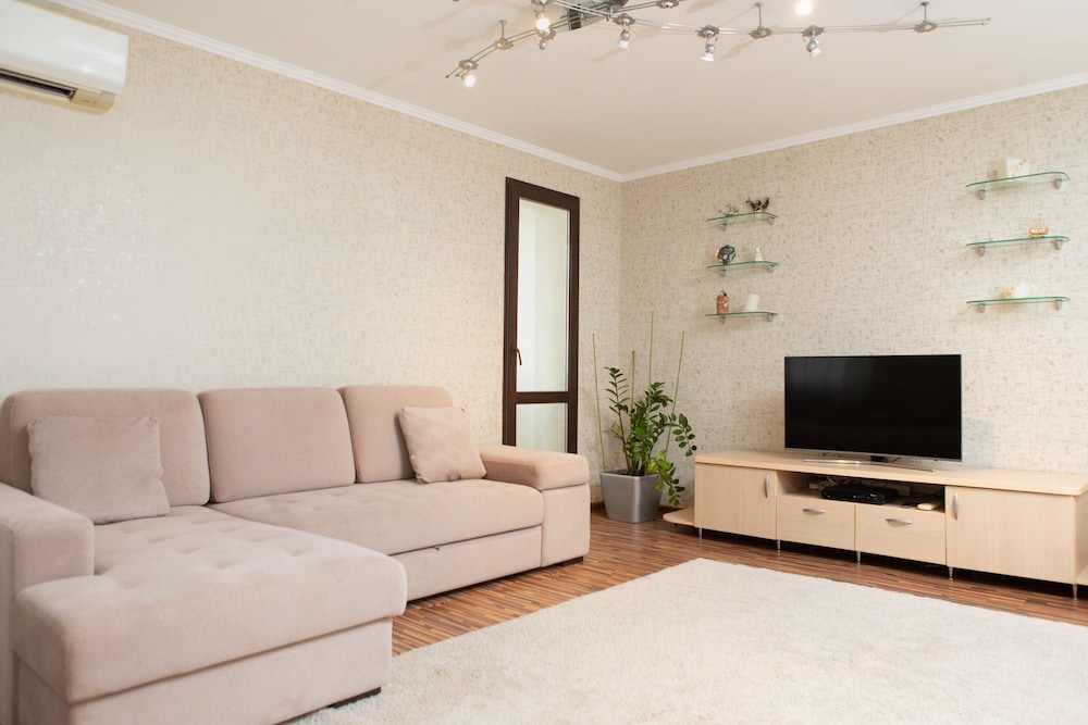 Apartment photo 1