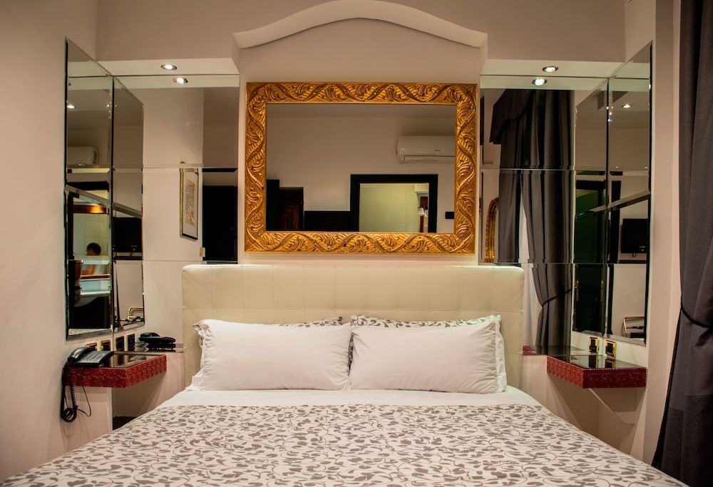 Classic Double Room photo 2