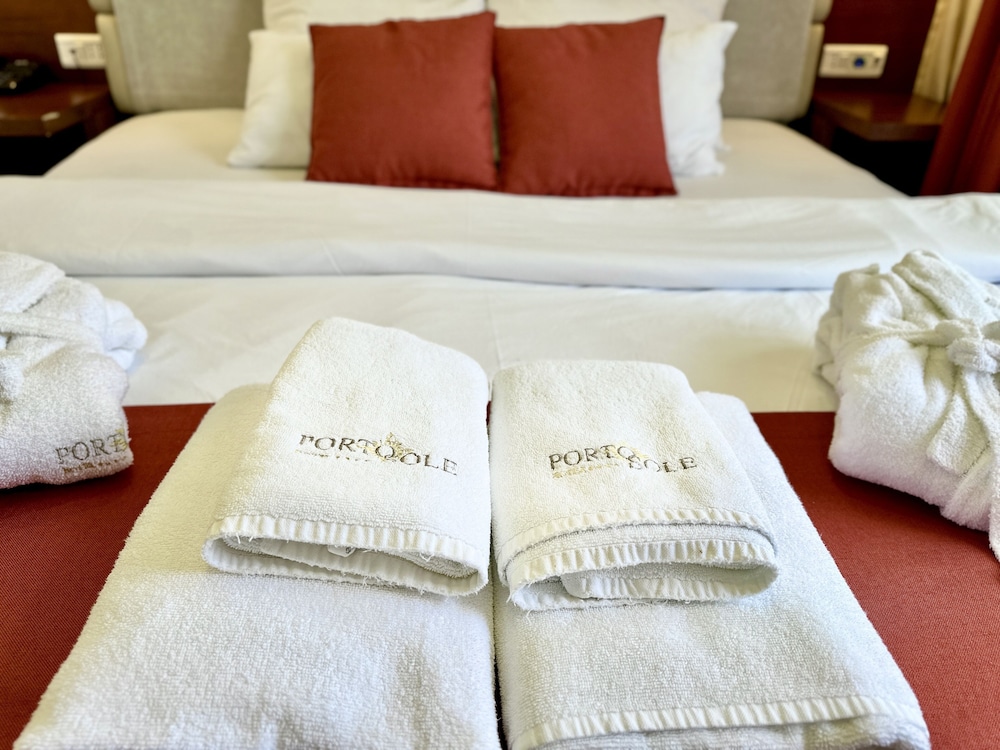 Signature Room, Terrace, Sea View photo 2