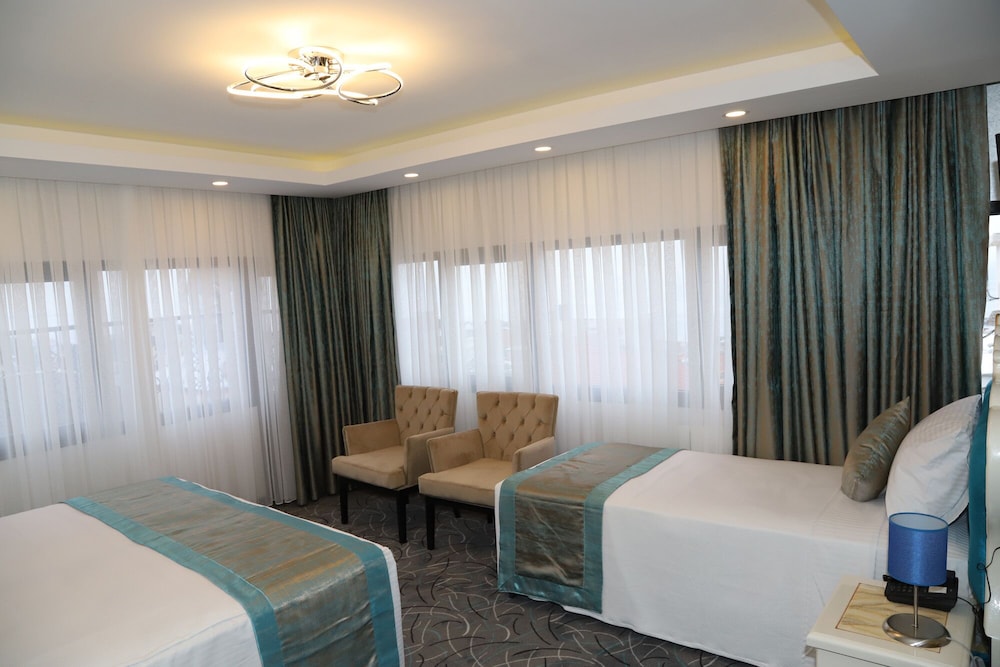 Business Triple Room, Terrace, Sea View photo 2