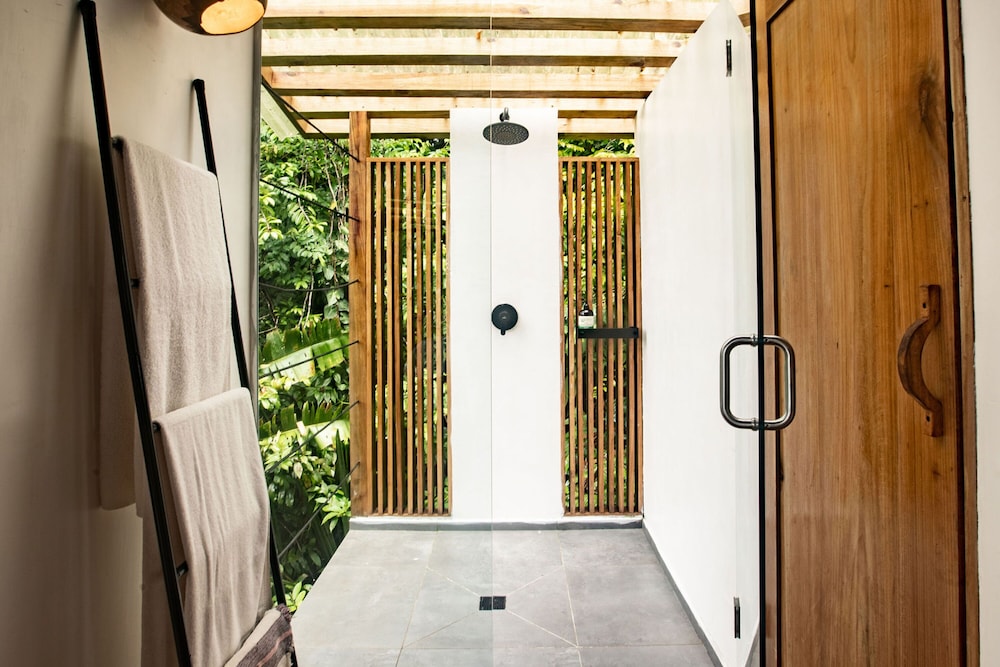 Ranfirest Queen Bungalow photo 3