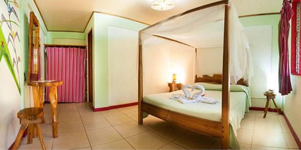 Standard Double Room, 1 Queen Bed, Patio, Garden View