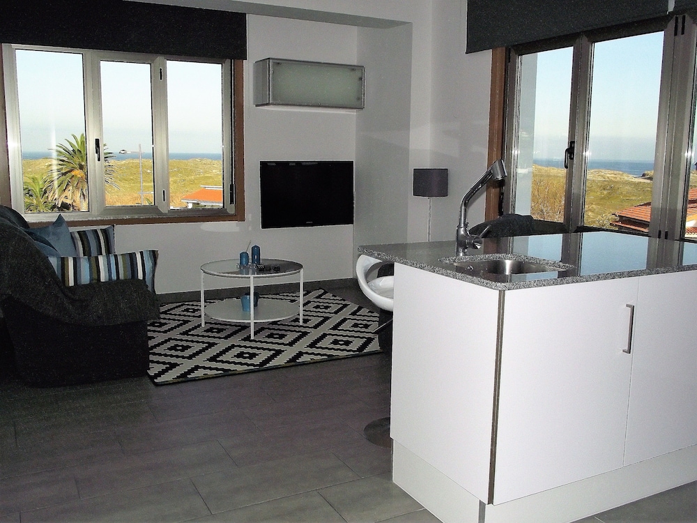 Apartment, 2 Bedrooms, Beach View (Apt 22)