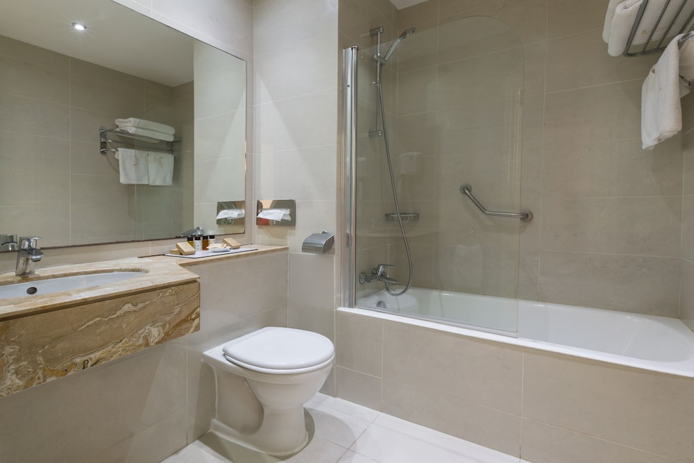Double or Twin Room, Partial Sea View photo 2