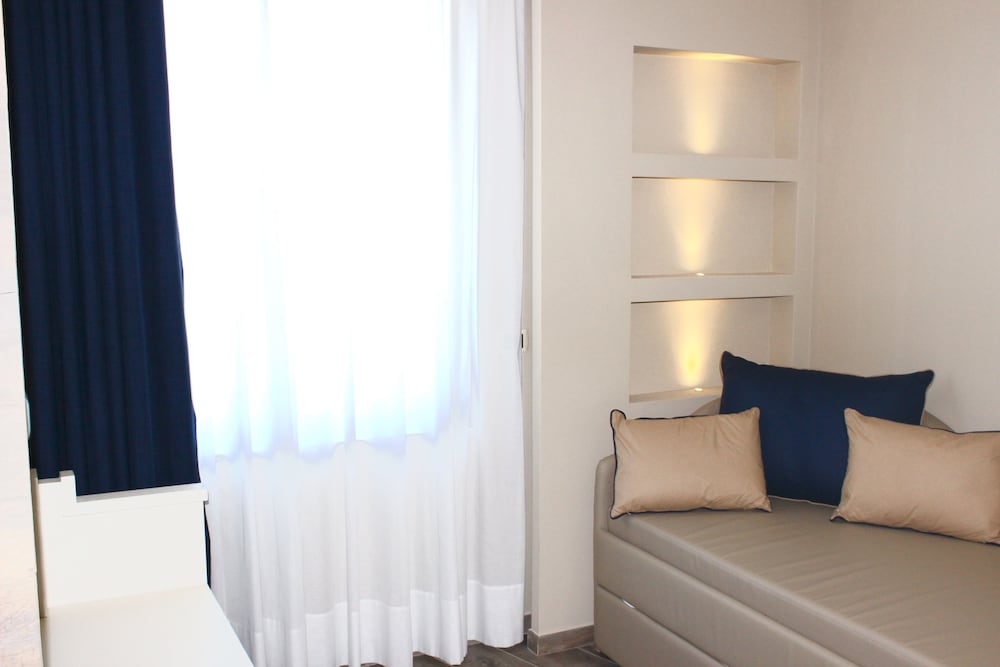 Deluxe Double Room, Non Smoking, Sea View - Photo 30