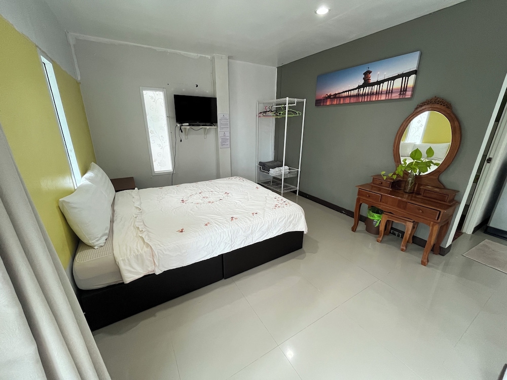 Family Room (Old Building) photo 1