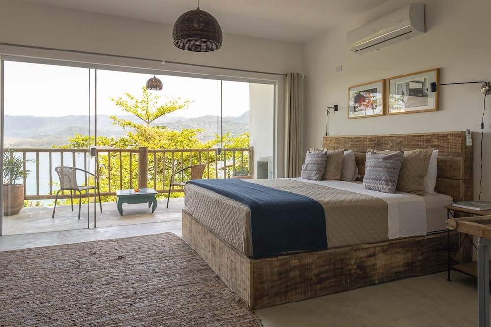 Luxury Room photo 2