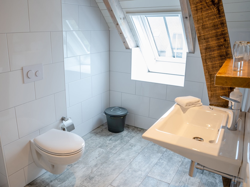 Deluxe Double Room (Bed & Breakfast) photo 2