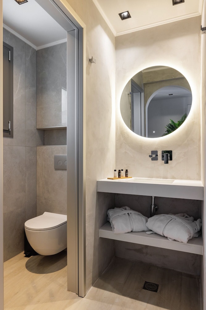 Premium Suite, Ground Floor photo 2