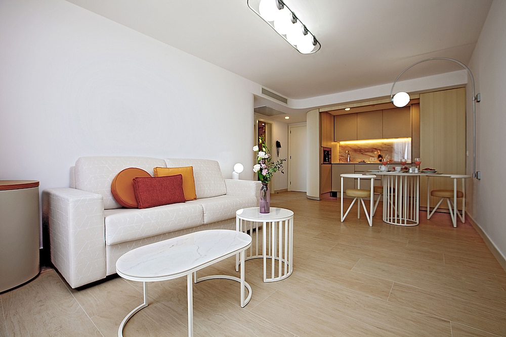 Standard Apartment