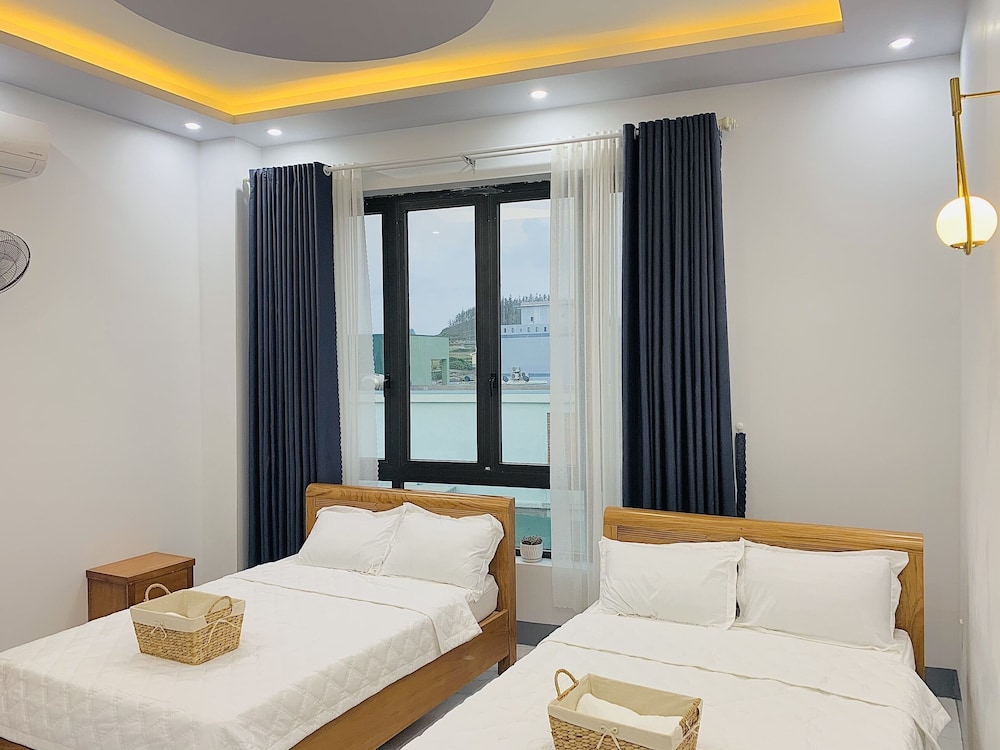Basic Quadruple Room