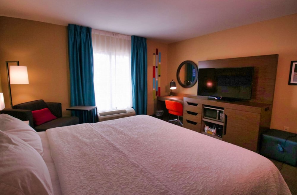 Room, 1 King Bed, Accessible, Non Smoking - Photo 1