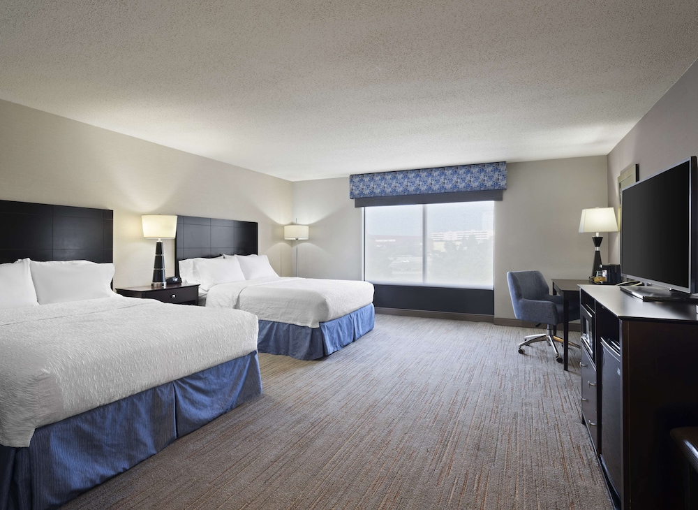 Room, 2 Queen Beds, Accessible, Non Smoking - Photo 2