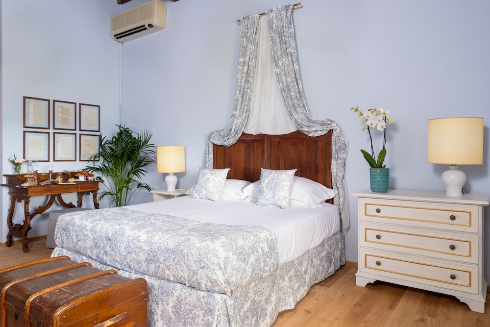 Junior Suite - Photo 11