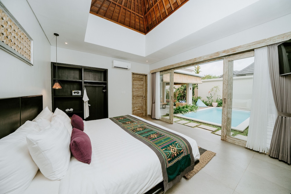 One Bedroom Pool Villa - Photo 1