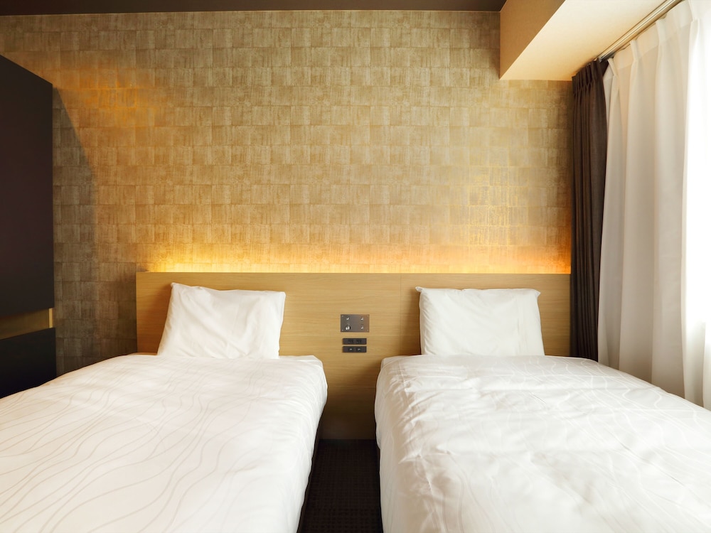 Standard Twin Room - Photo 12