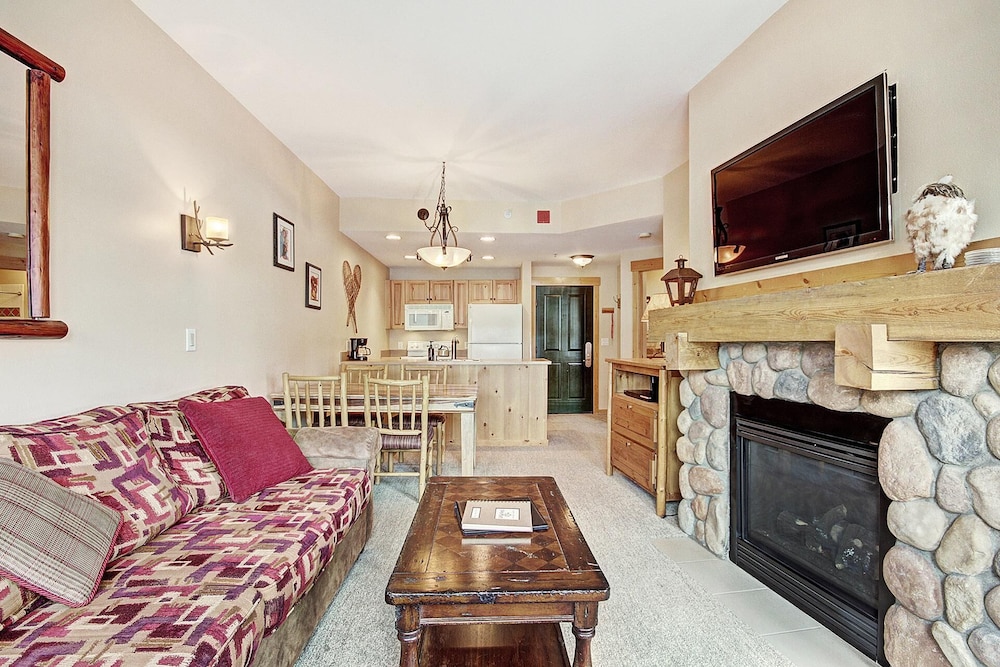 Condo, 1 Bedroom photo 3