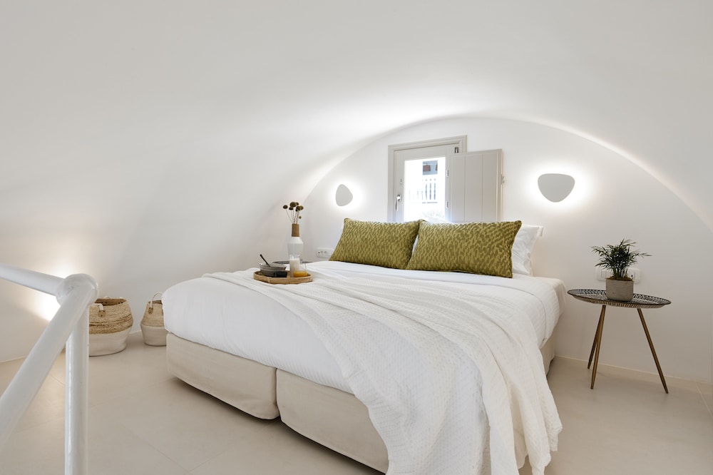 Suite, 2 Bedrooms, Hot Tub (Outdoor Heated 1)