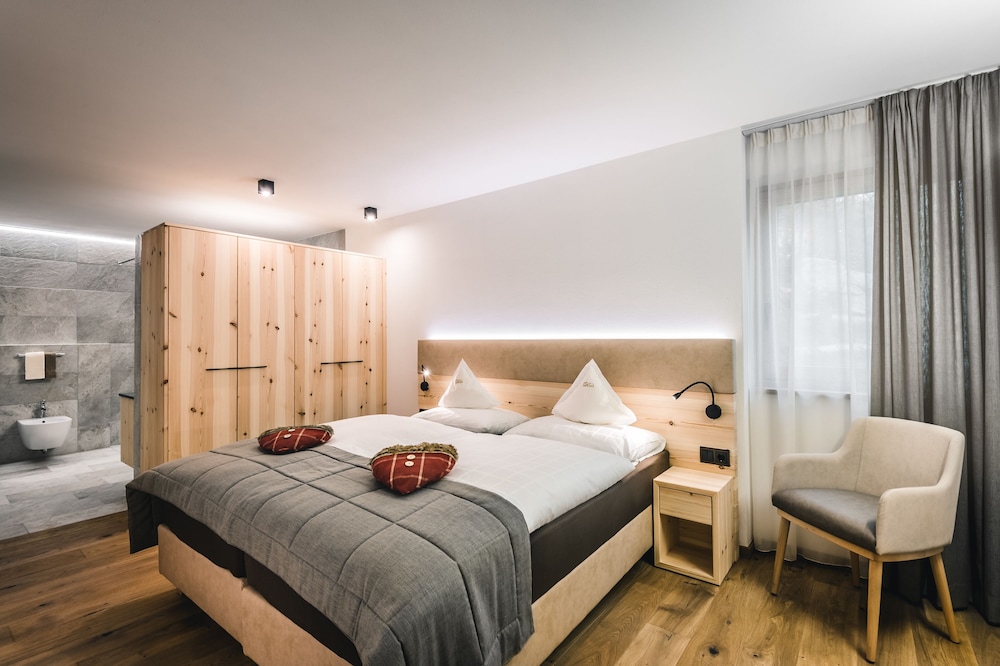Family Apartment, 3 Bedrooms (Barantl)