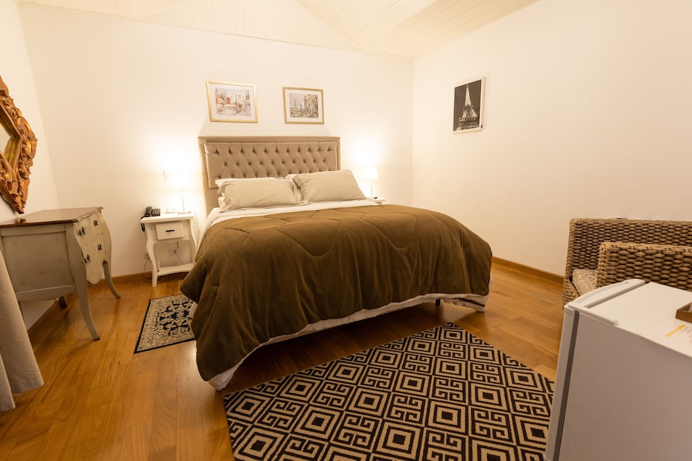Available room