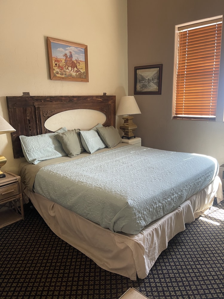 Standard Room photo 2