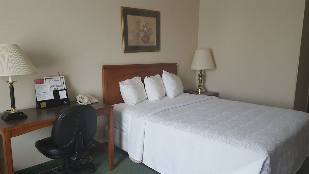 Room, 2 Queen Beds, Non Smoking photo 2